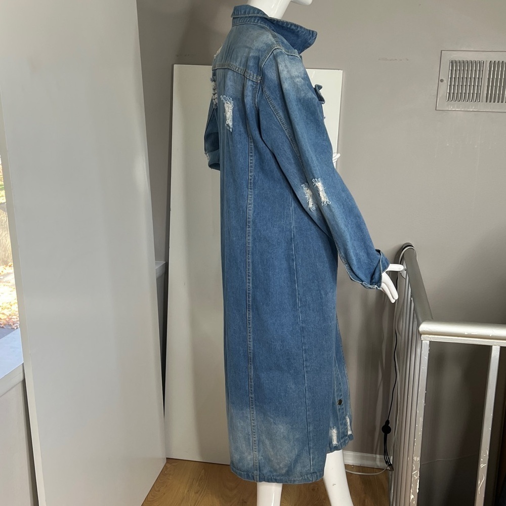 Women’s Sz 8-10 Long Distressed Denim Dress Trench Coat - Picture 3 of 12